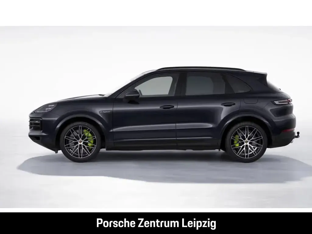 Usata Porsche Cayenne S E-Hybrid 519 CV (381 kW) 2025 Nero SUV
