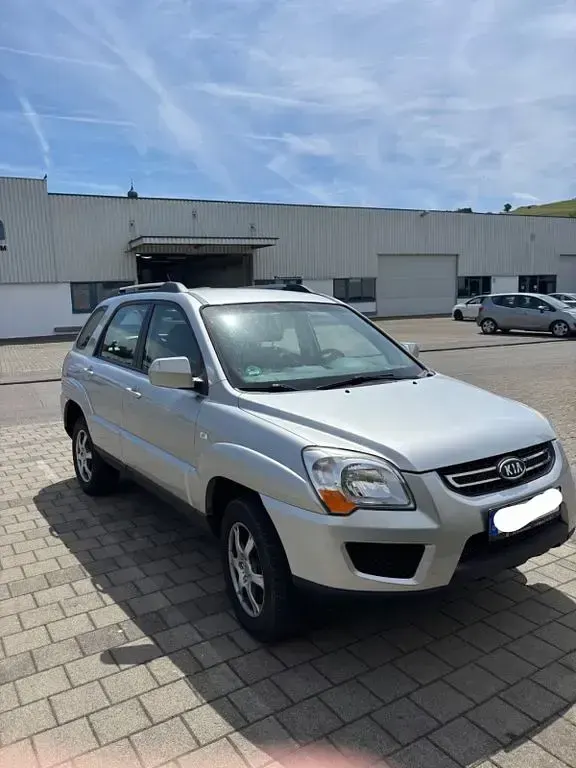 Gebraucht Kia Sportage 150 PS (110 kW) 2009 Silber SUV