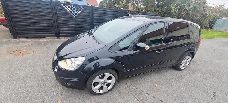 Gebraucht Ford S-MAX S 140 PS (102 kW) 2011 Schwarz Van / Kleinbus