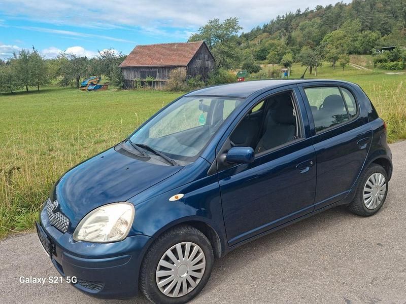 Other Gebraucht 2005 Toyota Yaris Sol Limousine | 1.490 € (Fairer Preis) - Bild 1/2