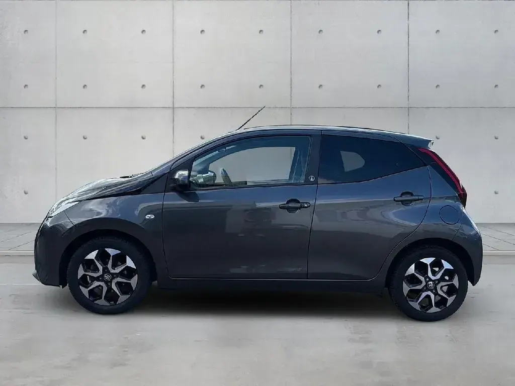 Gebraucht Toyota Aygo X-play 72 PS (52 kW) 2021 Other Kleinwagen