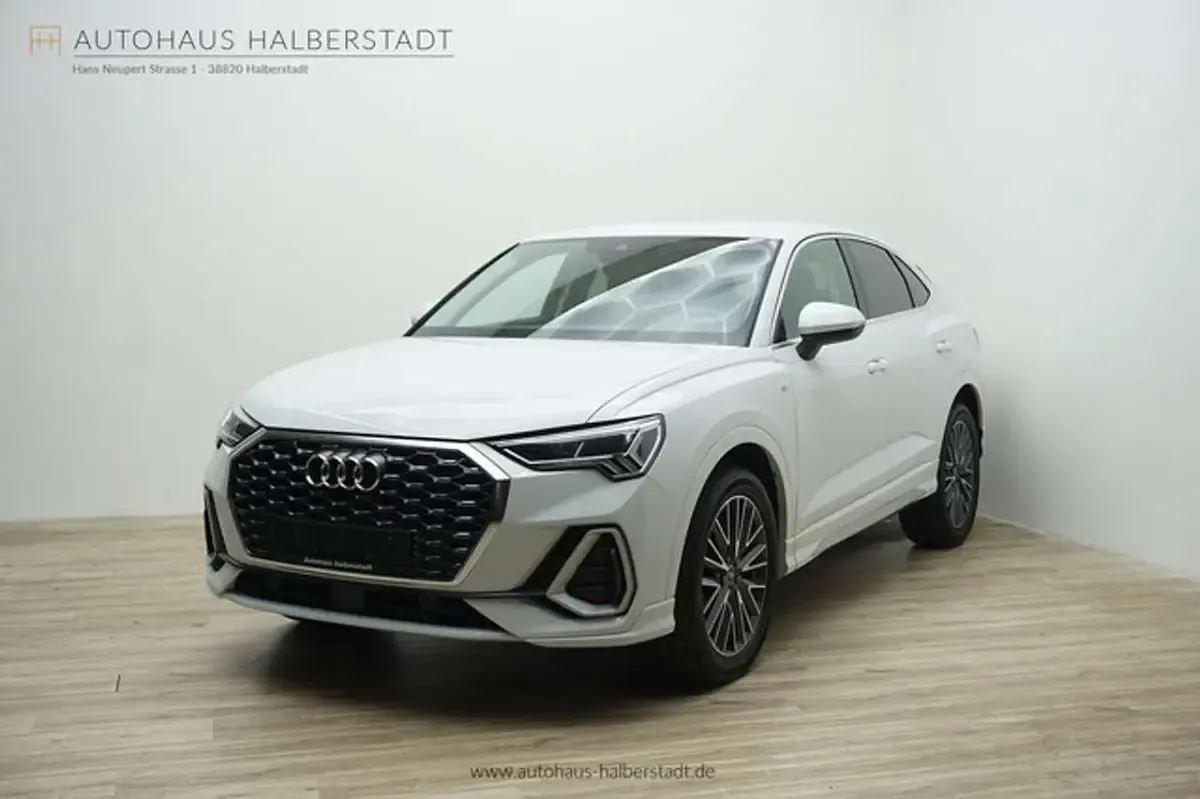 Gebraucht Audi Q3 Sportback S-Line 150 PS (110 kW) 2025 Weiss SUV