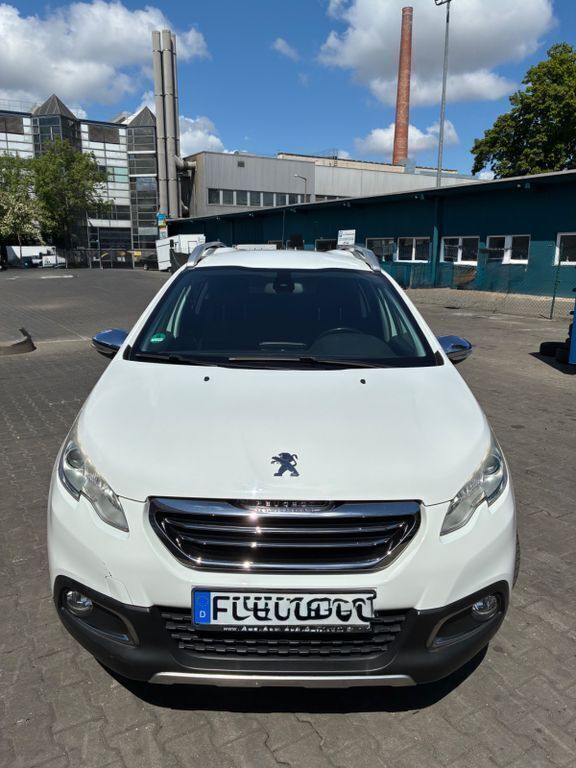 Weiß Gebraucht 2015 Peugeot 2008 Allure SUV | 7.290 € (Superpreis) - Bild 1/4