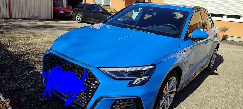 Blau Gebraucht 2021 Audi A3 Kombi | 23.900 € (Etwas zu teuer) - Bild 1/4