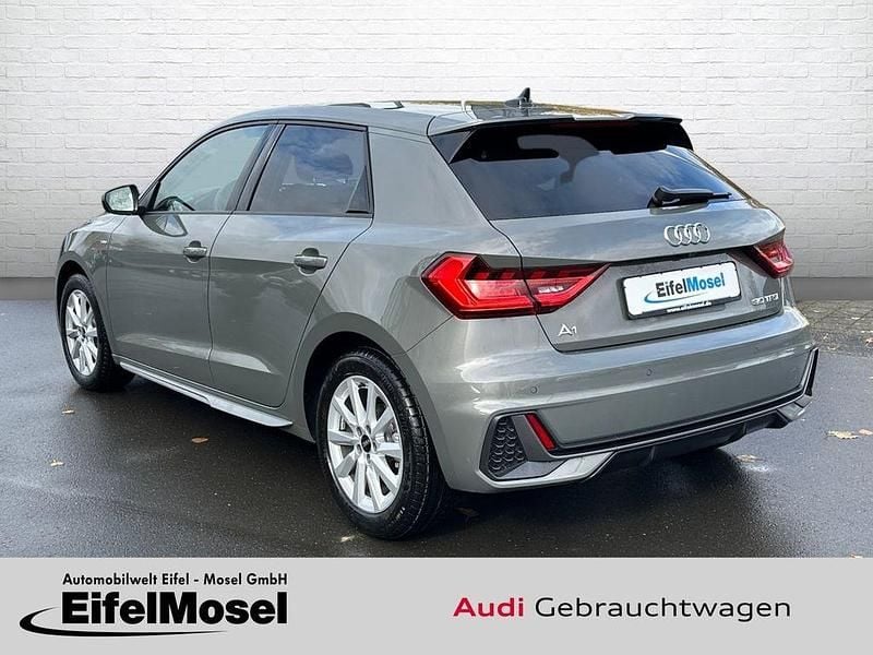 Neu Audi A1 Sportback S-Line 116 PS (85 kW) 2025 Grau Kleinwagen