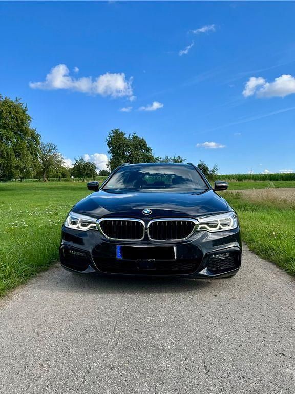 Gebraucht BMW 530 Performance 265 PS (194 kW) 2019 Schwarz Kombi
