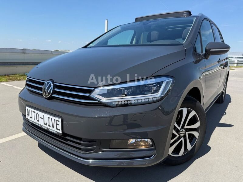 Grau Gebraucht 2022 VW Touran Active Van / Kleinbus | 19.990 € (Superpreis) - Bild 1/4