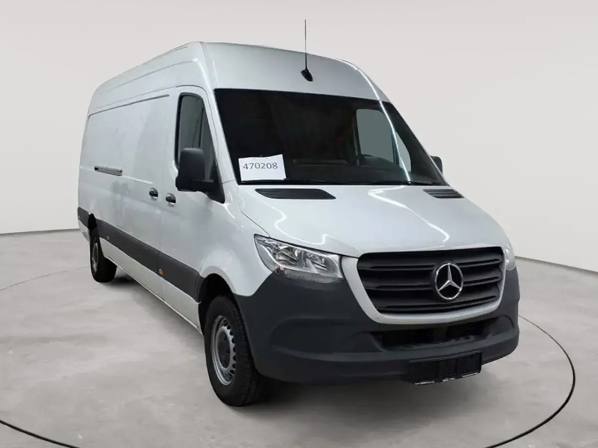 Gebraucht Mercedes Sprinter 170 PS (125 kW) 2024 Van