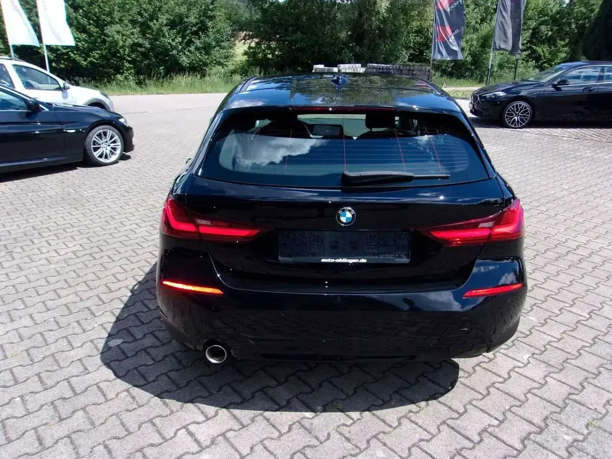 Gebraucht BMW 116 109 PS (80 kW) 2023 Schwarz 2 Kleinwagen