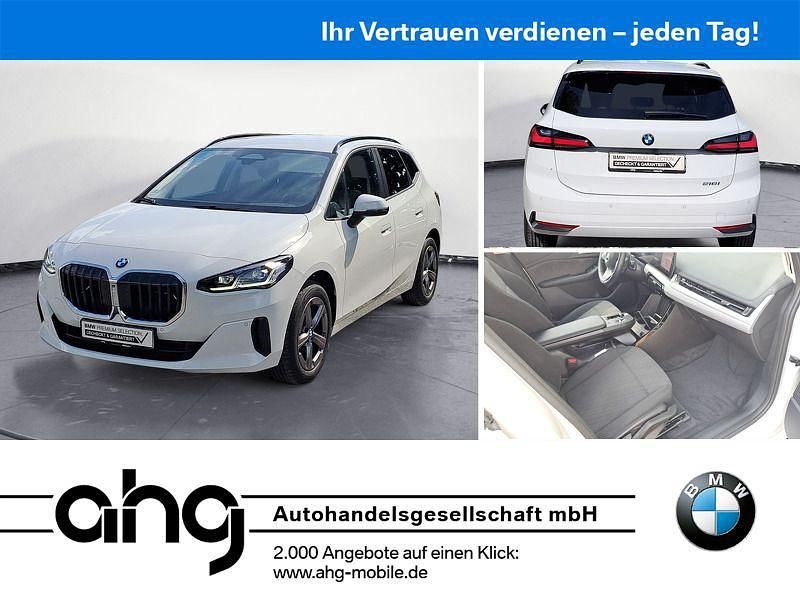 Weiß Gebraucht 2024 BMW 216 Active Tourer Van / Kleinbus | 26.820 € (Fairer Preis) - Bild 1/4