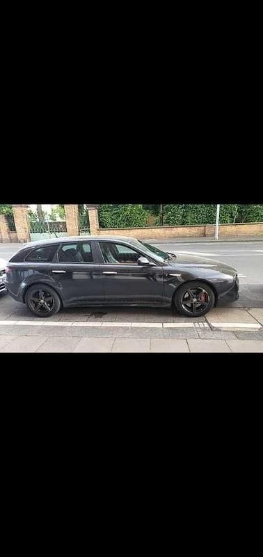Gebraucht Alfa Romeo 159 Ti 200 PS (147 kW) 2008 Schwarz Kombi
