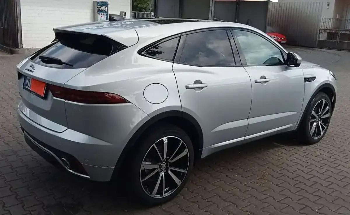 Gebraucht Jaguar E-Pace R-Dynamic 200 PS (147 kW) 2021 Silber SUV