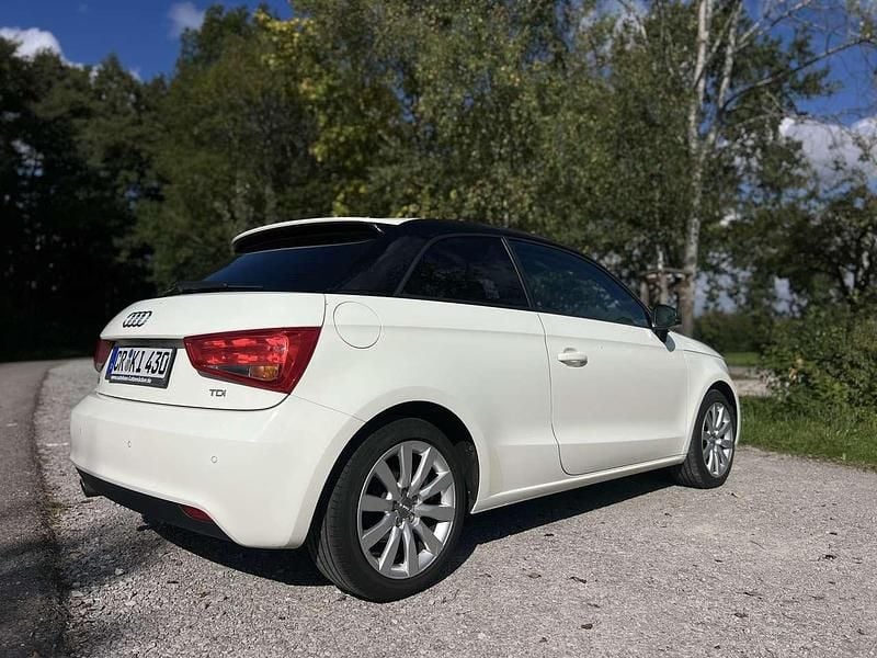 Second-hand Audi A1 Attraction 105 CP (77 kW) 2013 Hatchback