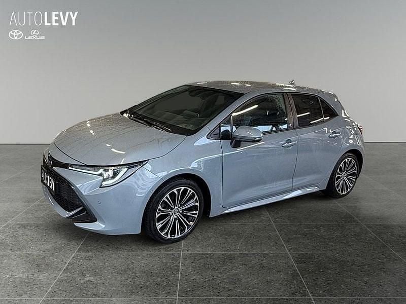 Gebraucht Toyota Corolla Team 122 PS (89 kW) 2022 Cement grey (metallic) Limousine