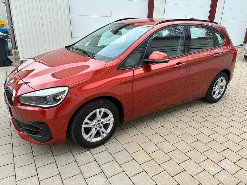 Gebraucht BMW 216 Active Tourer Advantage 109 PS (80 kW) 2020 Orange Van / Kleinbus