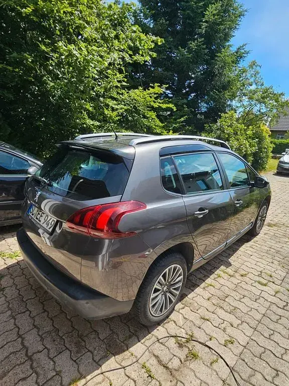 Gebraucht Peugeot 2008 Style 83 PS (61 kW) 2018 Grau SUV