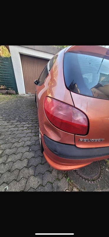 Gebraucht Peugeot 206 105 PS (77 kW) 2001 Kleinwagen