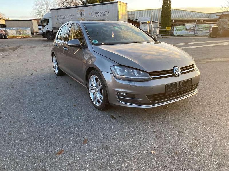 Gebraucht VW Golf VII 140 PS (102 kW) 2013 Grau Limousine