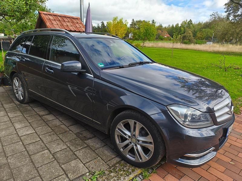Grau Gebraucht 2014 Mercedes C220 Avantgarde Kombi | 14.300 € (Fairer Preis) - Bild 1/4