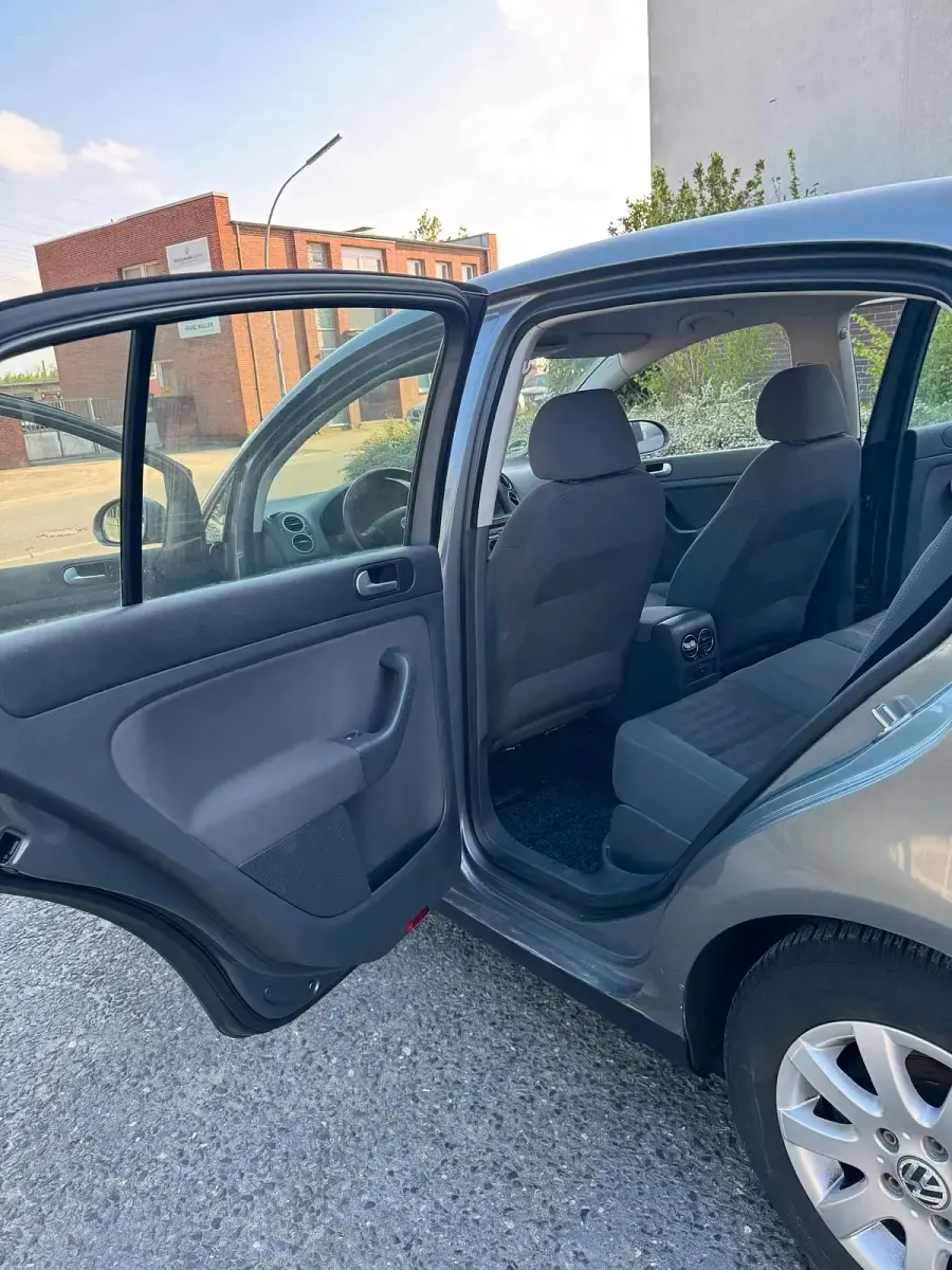 Gebraucht VW Golf V 102 PS (75 kW) 2007 Grau Kleinwagen