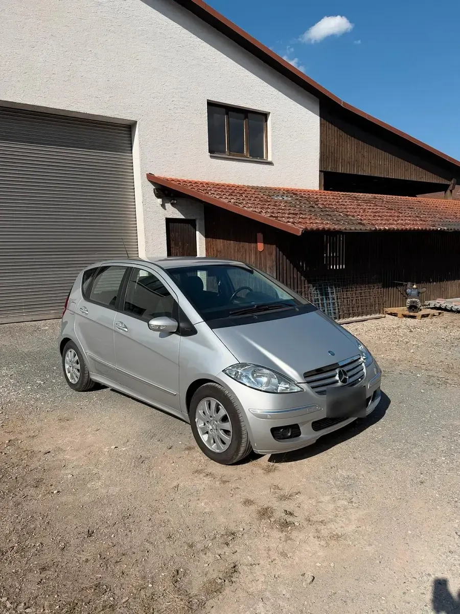 Gebraucht Mercedes A180 109 PS (80 kW) 2007 Grau Limousine