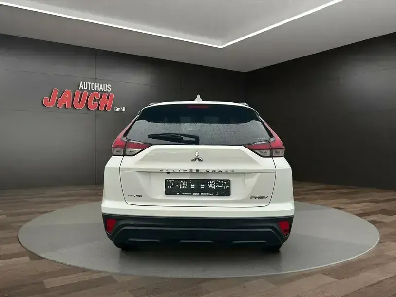 Usata Mitsubishi Eclipse Cross 98 CV (72 kW) 2022 Bianco SUV