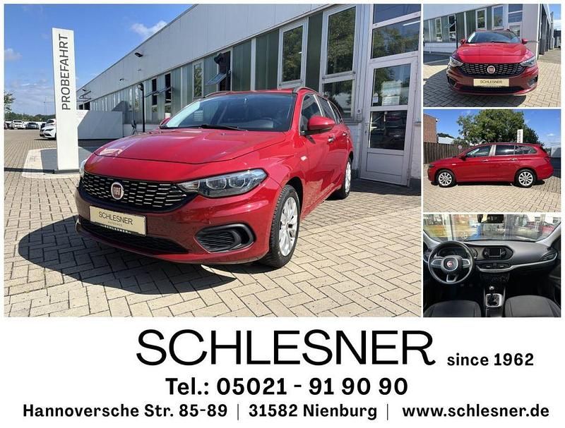 Rot Gebraucht 2017 Fiat Tipo Easy Limousine | 9.250 € (Fairer Preis) - Bild 1/4