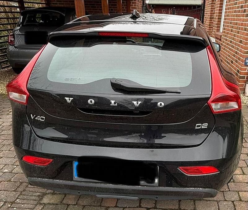 Gebraucht Volvo V40 Kinetic 114 PS (83 kW) 2013 Schwarz Limousine