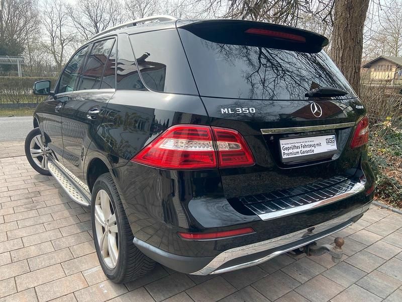Gebraucht Mercedes ML350 306 PS (225 kW) 2012 Schwarz SUV