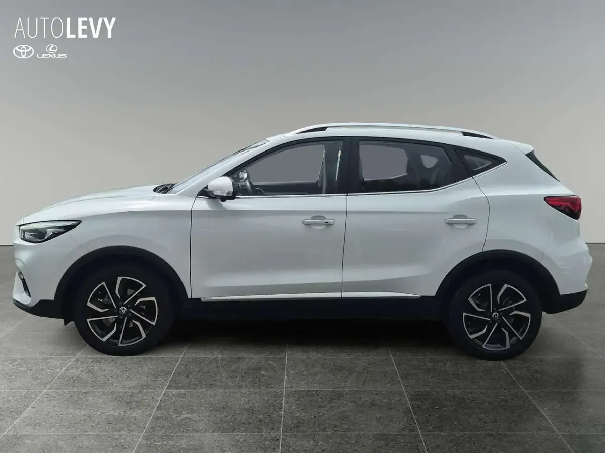 Gebraucht MG ZS Luxury 111 PS (81 kW) 2024 Weiß SUV