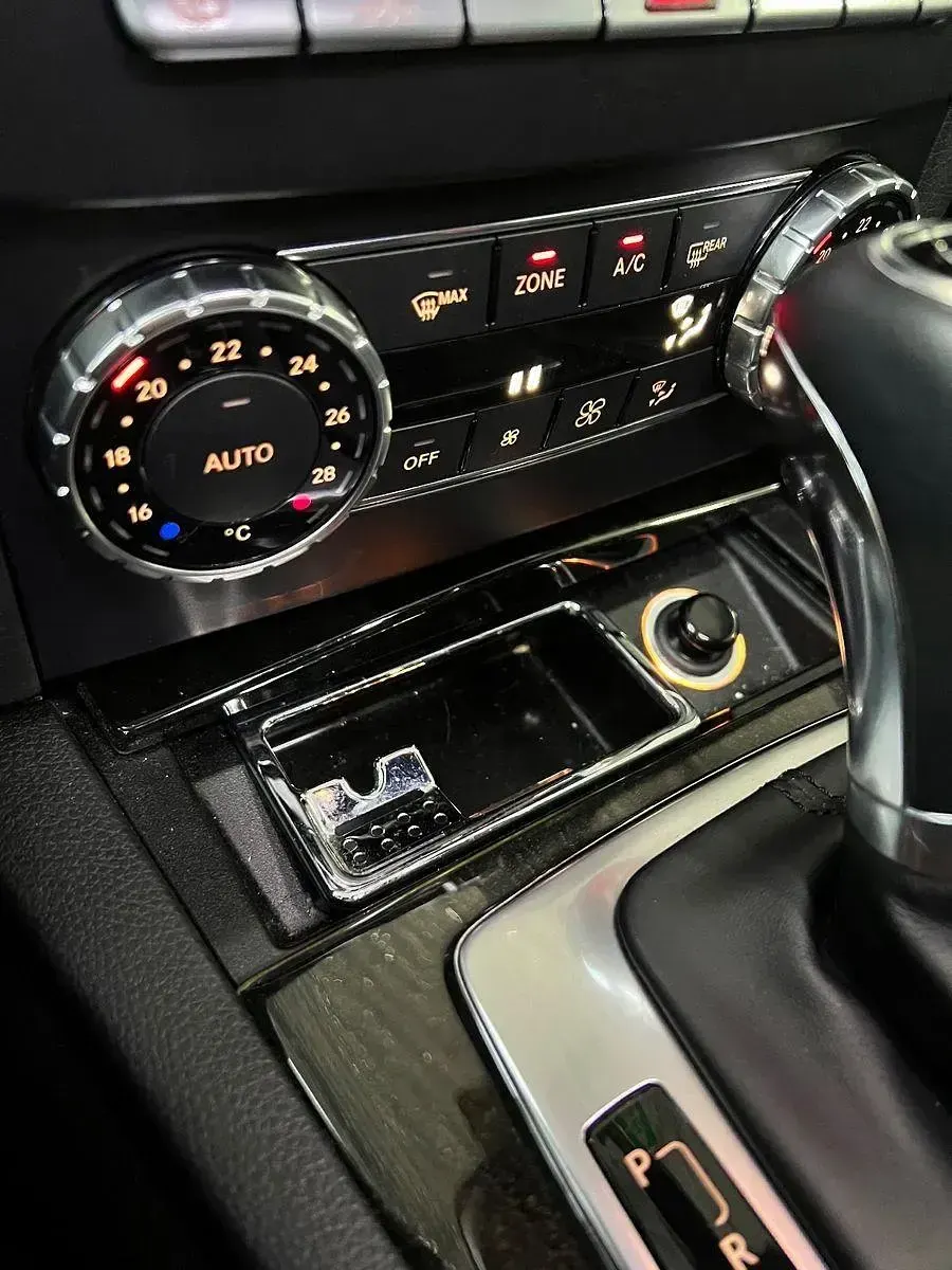 Gebraucht Mercedes C350 Elegance 306 PS (225 kW) 2013 Schwarz Limousine