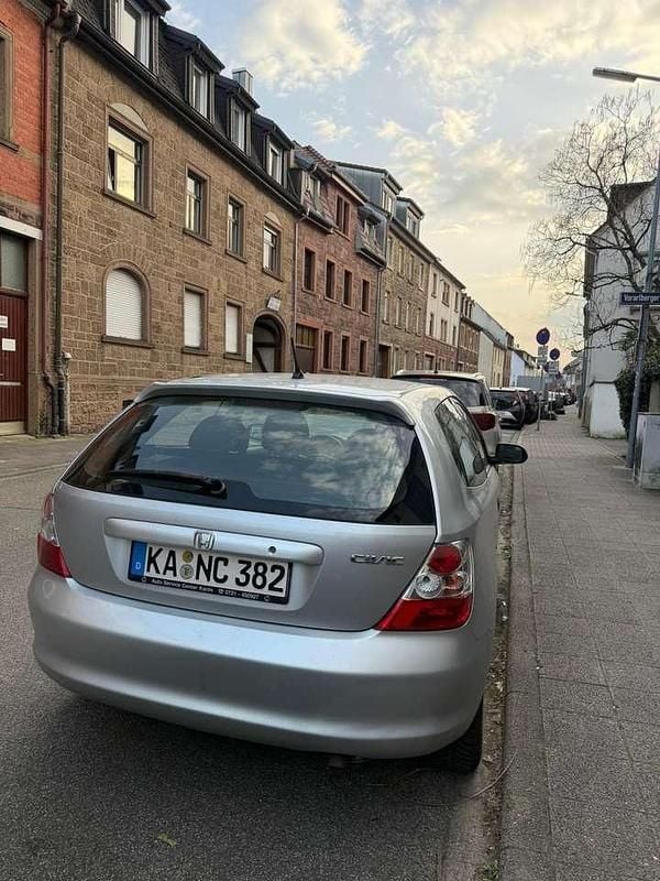Gebraucht Honda Civic 101 PS (74 kW) 2004 Coupé