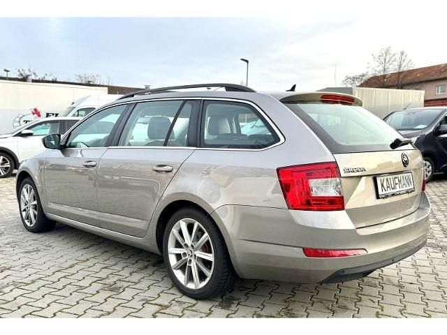 Gebraucht Skoda Octavia Elegance 179 PS (131 kW) 2013 Cappuccinobeige metallic Kombi