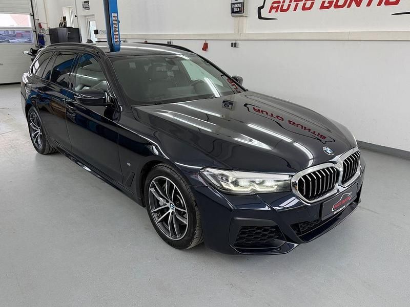 Gebraucht BMW 530 M Sport 286 PS (210 kW) 2021 Schwarz Kombi