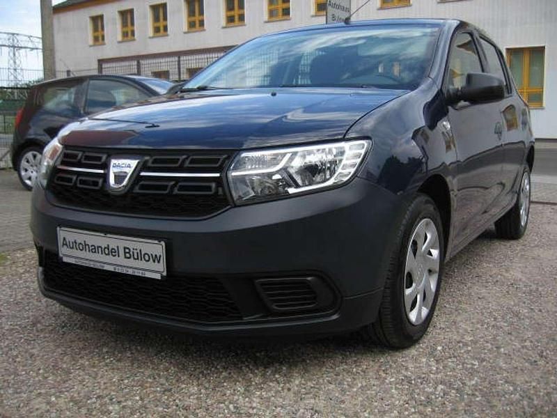 Blau marine Gebraucht 2019 Dacia Sandero Acces Kleinwagen | 6.500 € (Guter Preis) - Bild 1/4