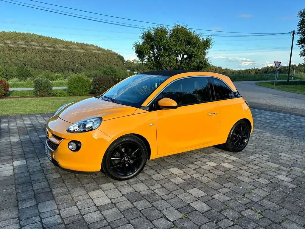 Gebraucht Opel Adam Open Air 69 PS (50 kW) 2016 Orange Kleinwagen