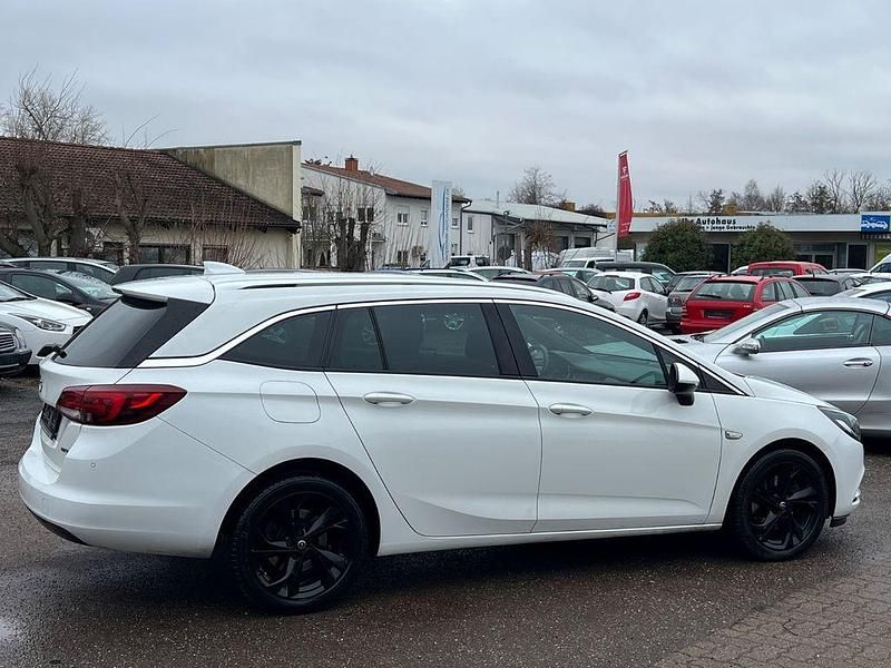 Gebraucht Opel Astra Dynamic 160 PS (117 kW) 2017 Weiß Kombi