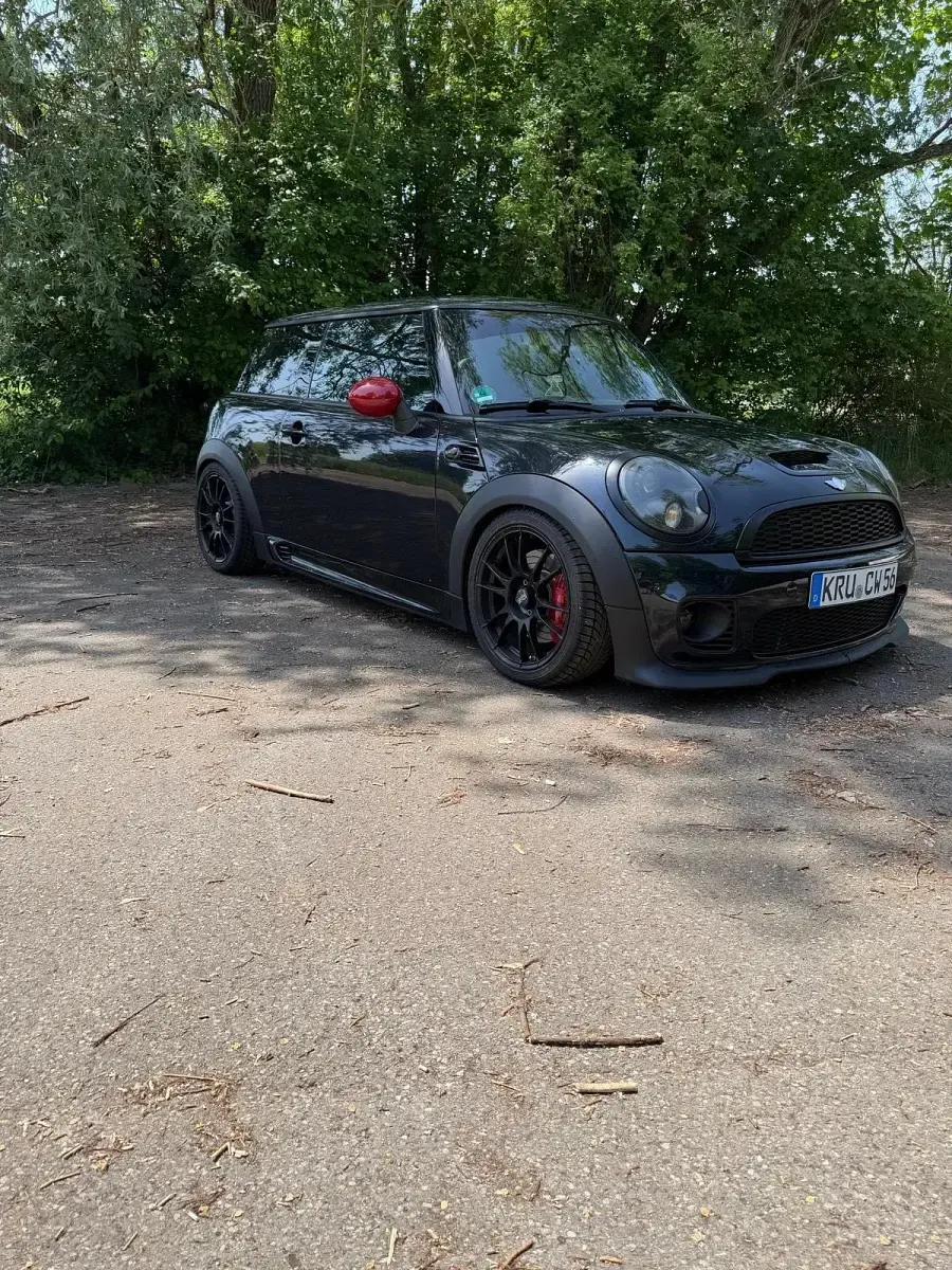 Gebraucht Mini John Cooper Works 211 PS (155 kW) 2008 Schwarz Kleinwagen