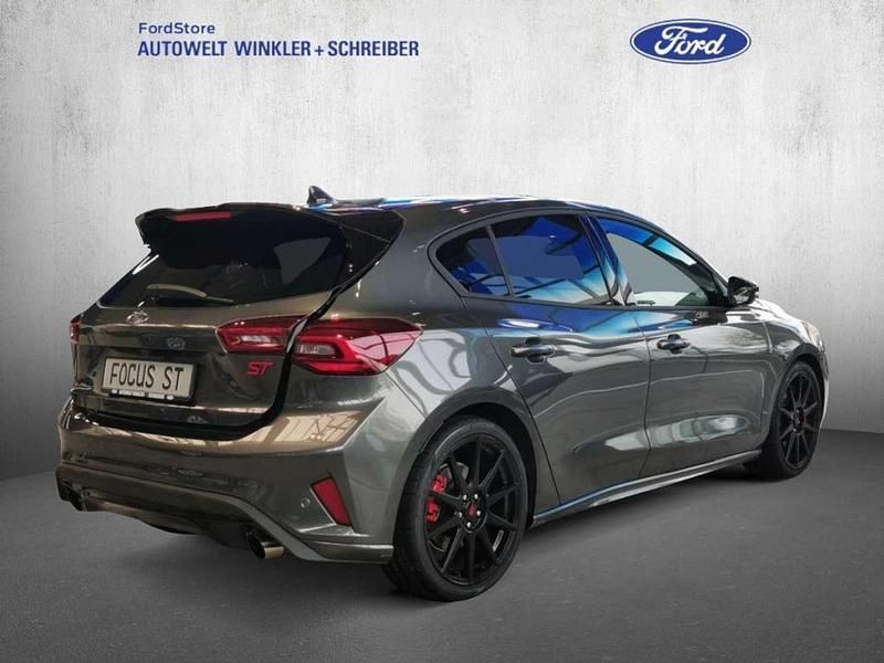 Nowe Ford Focus ST 280 KM (205 kW) 2025 Szary Sedan/Limuzyna