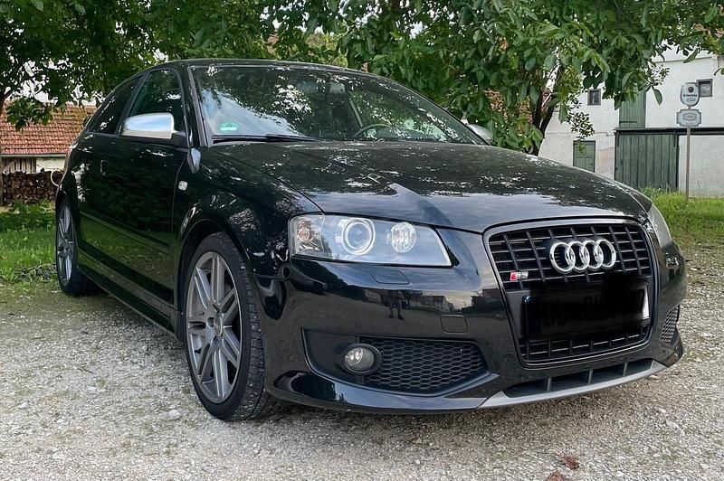 Schwarz Gebraucht 2008 Audi S3 Kleinwagen | 11.300 € (Etwas zu teuer) - Bild 1/4