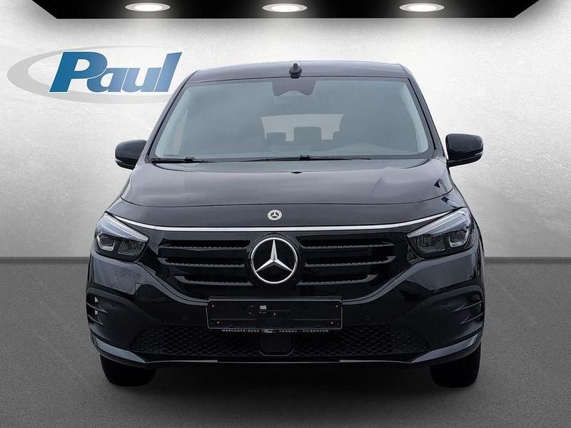 Gebraucht Mercedes EQT200 89 kW (122 PS) 2025 Schwarz loparitschwarz metalli Van / Kleinbus
