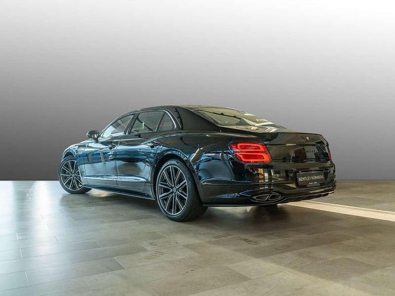 Gebraucht Bentley Flying Spur 782 PS (575 kW) 2025 Schwarz Limousine