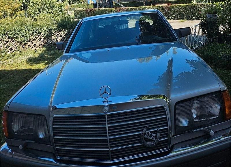Blau Gebraucht 1989 Mercedes 300 SE Limousine | 13.800 € - Bild 1/4