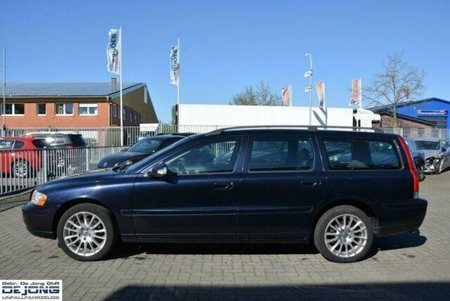 Gebraucht Volvo V70 140 PS (102 kW) 2006 Blau metallic Kombi