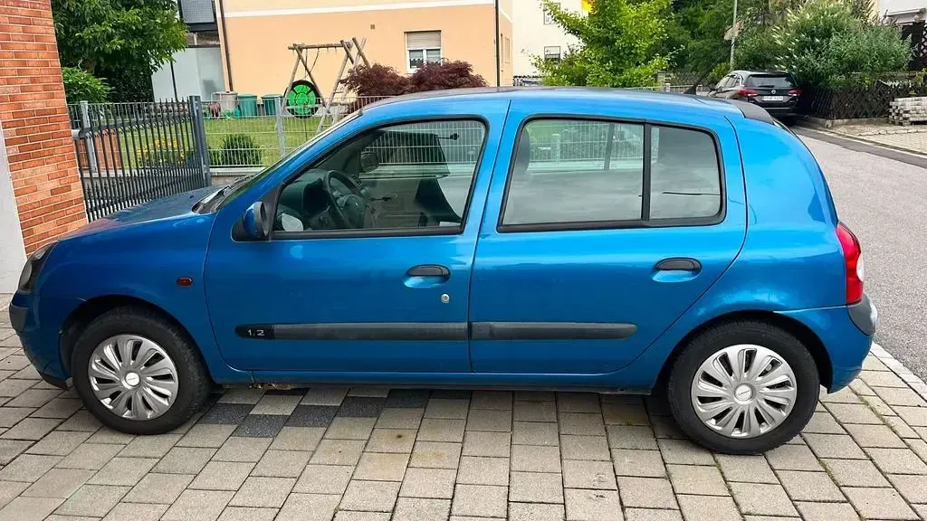 Gebraucht Renault Clio Expression 58 PS (42 kW) 2001 Blau Limousine