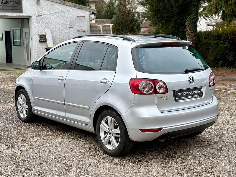 Gebraucht VW Golf Plus Cross Match 122 PS (89 kW) 2012 Silber Van / Kleinbus