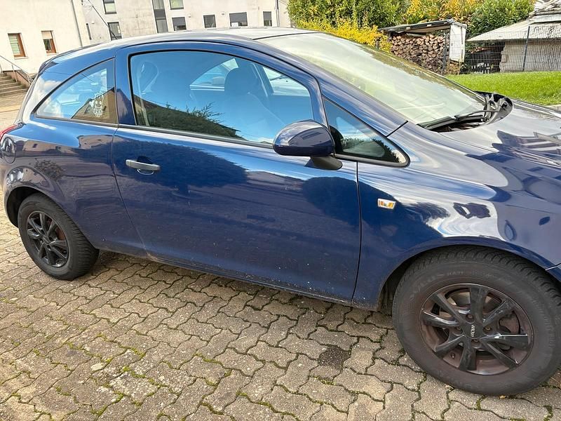 Usado Opel Corsa 60 HP (44 kW) 2009 Azul Citadino