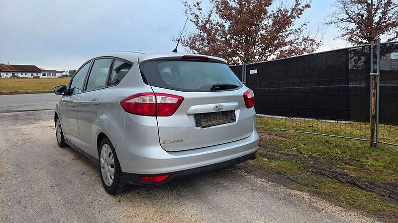 Gebraucht Ford C-MAX Trend 125 PS (91 kW) 2012 Silber Van / Kleinbus