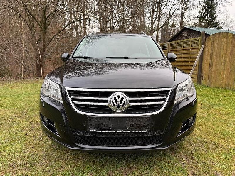 Gebraucht VW Tiguan Team 200 PS (147 kW) 2010 Schwarz SUV