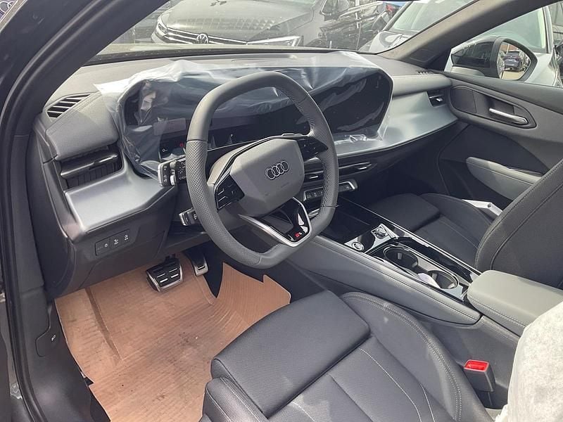 Neu Audi Q3 S-Line 204 PS (150 kW) 2026 Daytonagrau perleffekt SUV